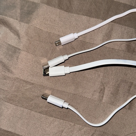 Bluetooth car audio adapter. Lightning to aux adapter. lightning dangle adapter. - Picture 9 of 10